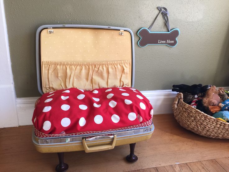 DIY Vintage Suitcase Dog Bed